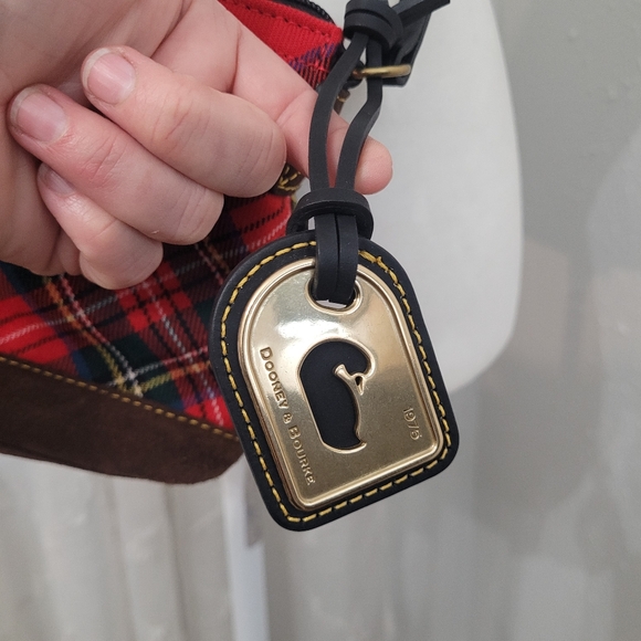 Vintage authentic Dooney & Bourke plaid red black crossbody purse tartan - Picture 9 of 16